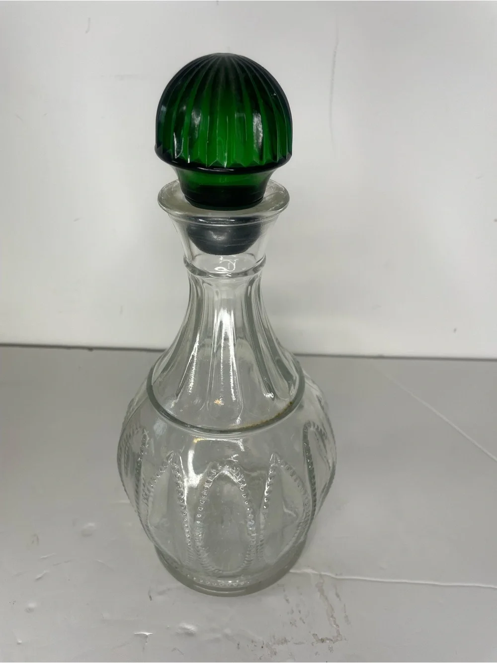 Vintage Avon Glass Decanter Green Stopper Bar Whiskey Bourbon 10.25”